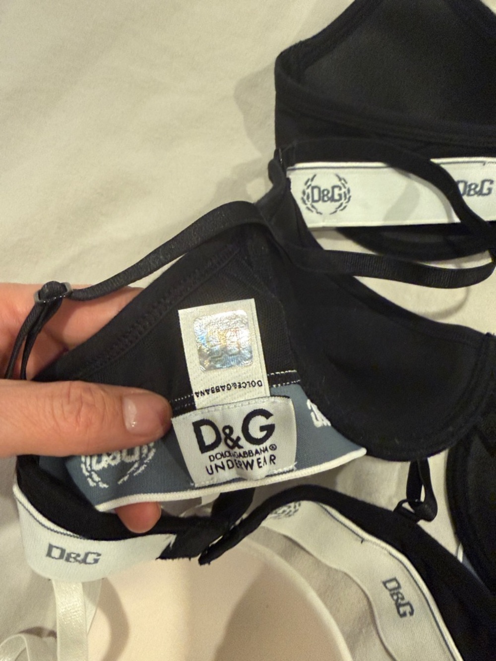 Like NEW - D&G Padded T-Shirt Bras - Trio Pack - 36A - Picture 4 of 10